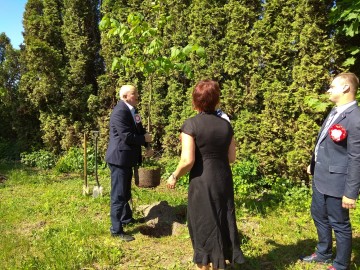 Uroczyste obchody święta Konstytucji 3 Maja w Szkole Podstawowej w Żelaznej., Agnieszka Pruszkowska