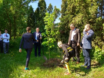 Uroczyste obchody święta Konstytucji 3 Maja w Szkole Podstawowej w Żelaznej., Agnieszka Pruszkowska