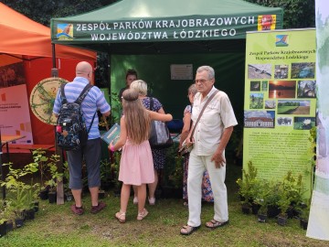 Piknik Rodzinny na placu parafialnym przy Bazylice Mniejszej p.w. NMP w Zduńskiej Woli, 