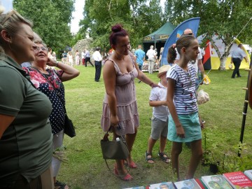 Piknik Rodzinny na placu parafialnym przy Bazylice Mniejszej p.w. NMP w Zduńskiej Woli, 